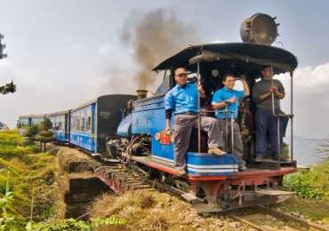 East India Toy Train Tour