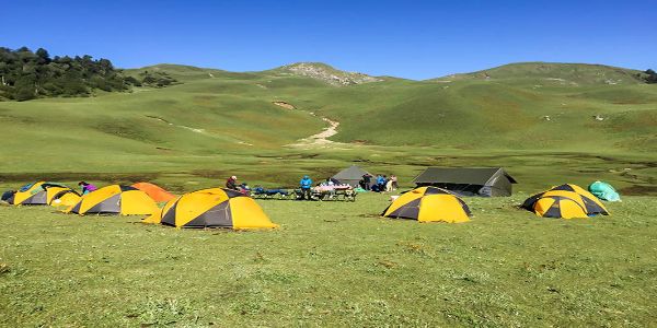 Camping in Bedni Bugyal