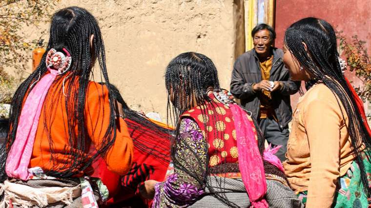Lhasa to Kathmandu Overland Luxury Tour