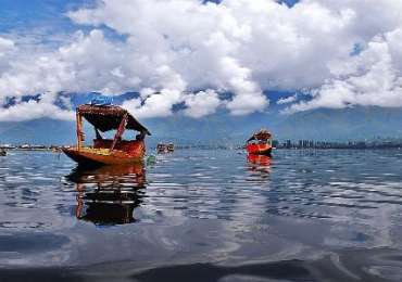 Himalayan Shikara & Valleys of Ladakh