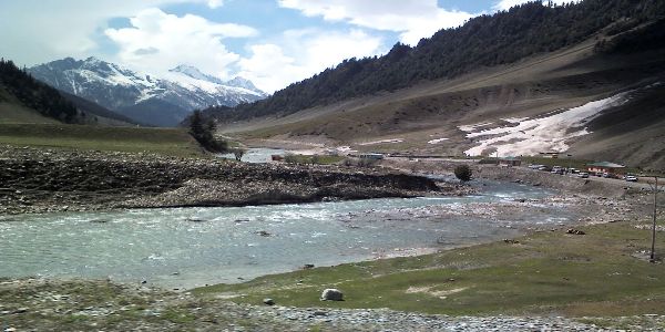 Best of Himachal + Ladakh + Srinagar Tour