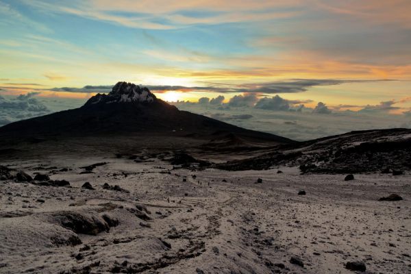 Machame Route Kilimanjaro Climb Tour