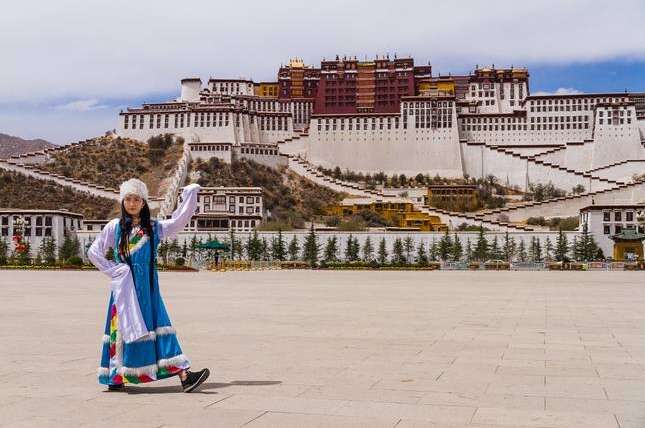 What Makes Tibet Luxury Tours a Journey Inwards than Outwards