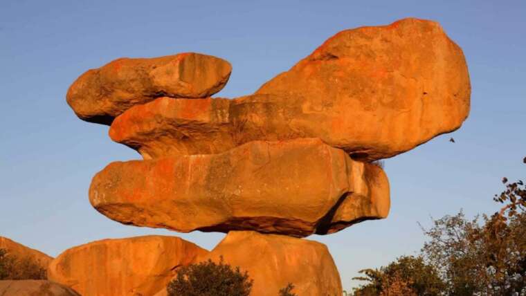 Rocky Features of Zimbabwe