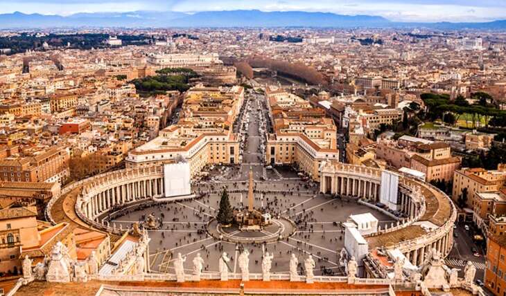 Piazza San Pietro (St. Peter’s Square) in Vatican City