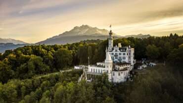 Summer & Autumn tourism in Switzerland