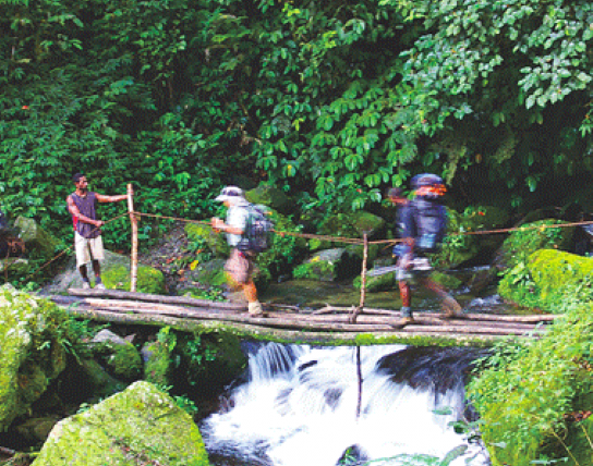 Trekking in Papua New Guinea