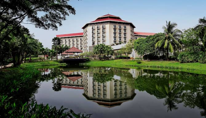 Radisson Blu Dhaka Water Garden