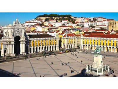 Combo Tour of Fatima, Batalha, Nazare & Obidos