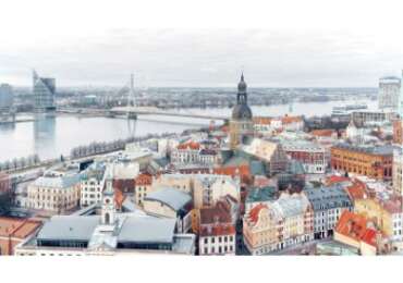 Riga Tour by Land and Sea