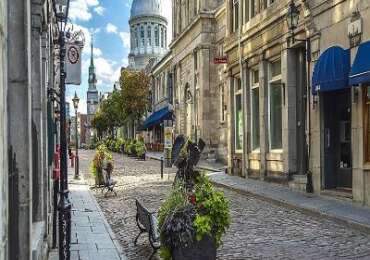 Evening Bus Tour of Montreal