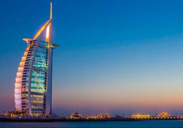 Luxury Cruise Journeys in UAE