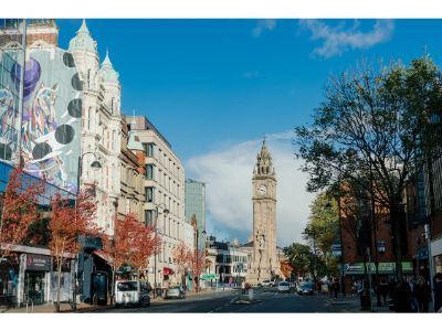 Tour of Belfast by Bicycle