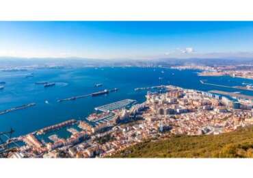 Walkinf and Wine Tour of Gibraltar
