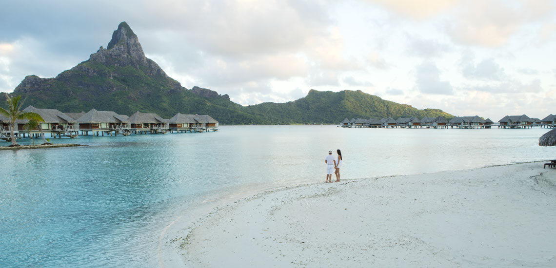 Romance & Honeymoons in Tahiti